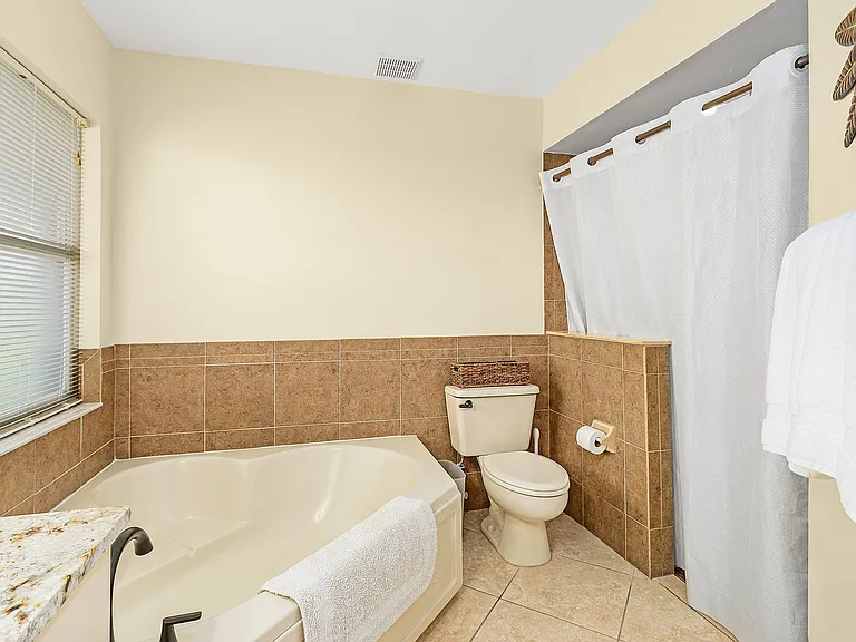 3724 SE 21st Pl — Photo 27