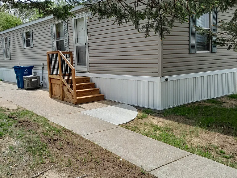 8036 Pine Ranch Dr — Photo 1