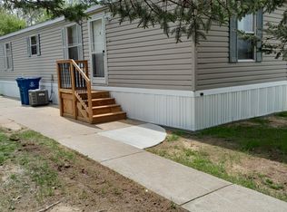 8036 Pine Ranch Dr, Brighton, MI 48114