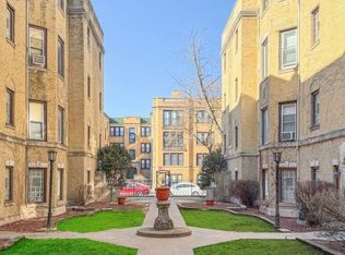 7369 N Damen Ave, Chicago, IL 60645