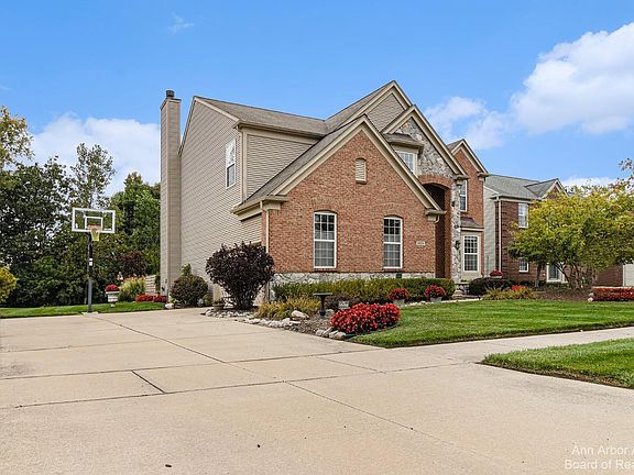 4th image of 8625 Indigo Ct