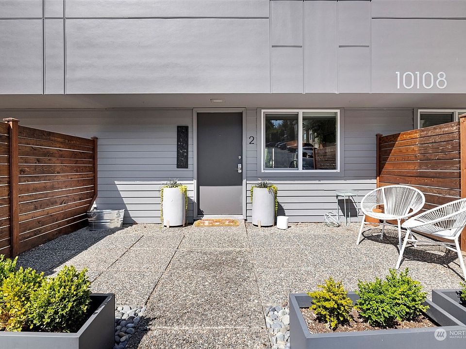 1st image of 10108 NE 68th Street #2