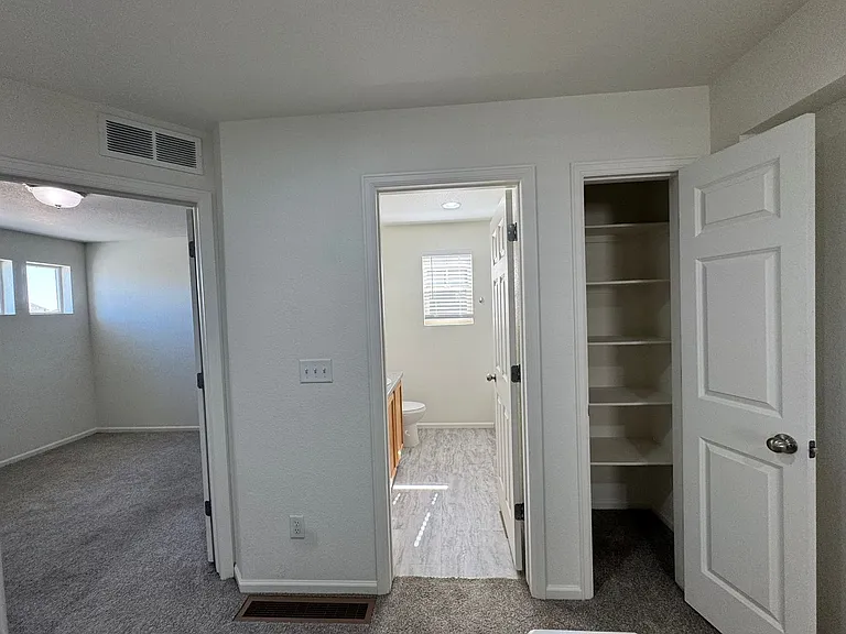9093 Pacific Crest Dr — Photo 20