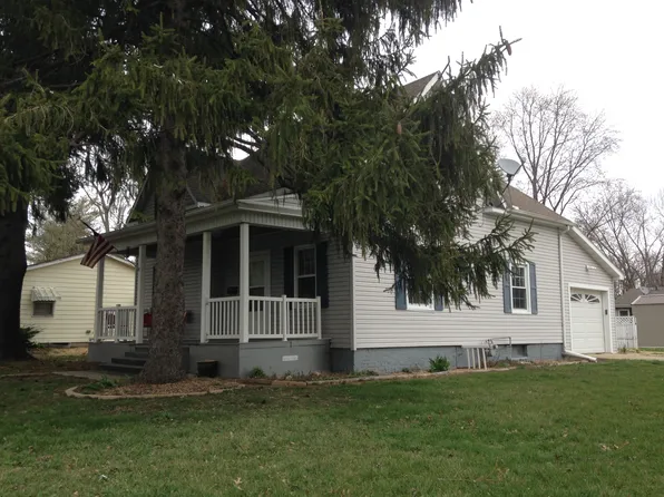 622 S Main St, Sullivan, IL 61951