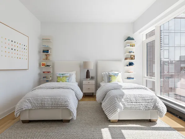 1289 Lexington Avenue image 7 of 18