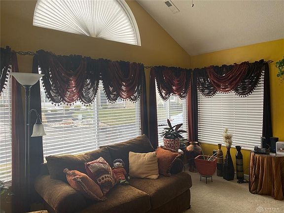 2nd image of 4702 Cobblestone Dr #4702