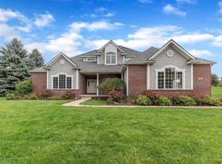 524 Riverwalk Dr, Mason, MI 48854