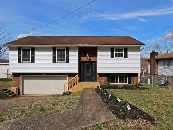 32 Janette Dr, Poca, WV 25159