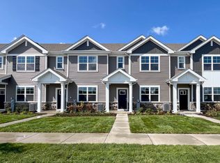 2266 Barbera Dr, Oswego, IL 60543