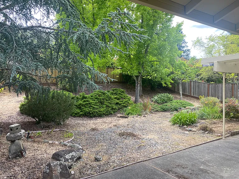 7358 Oakmont Dr — Photo 19