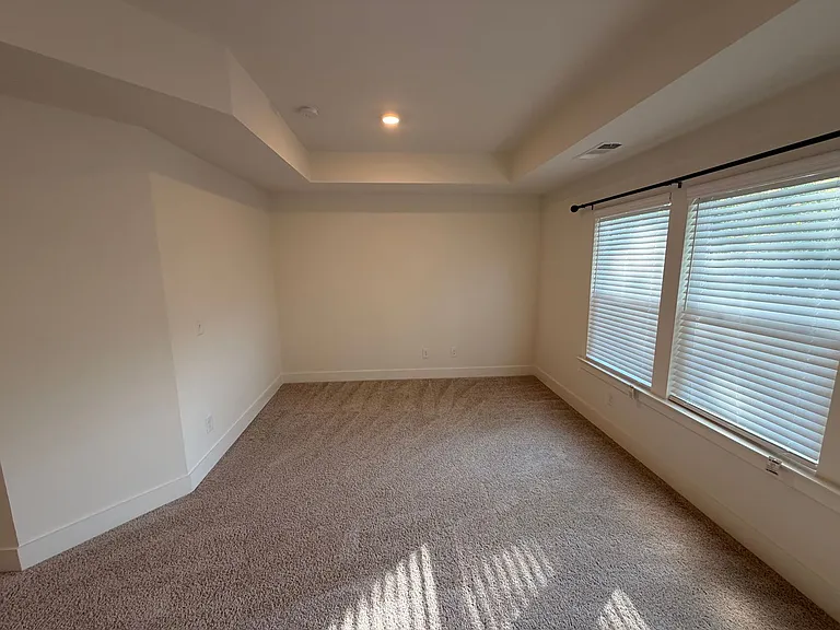 14 Steelwood Ct — Photo 11