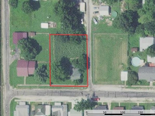 350 Locust St, Eldred, IL 62027