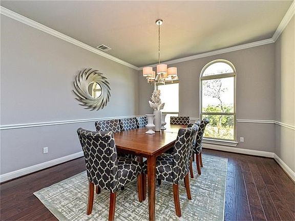 3rd image of 412 Bella Montagna Cir