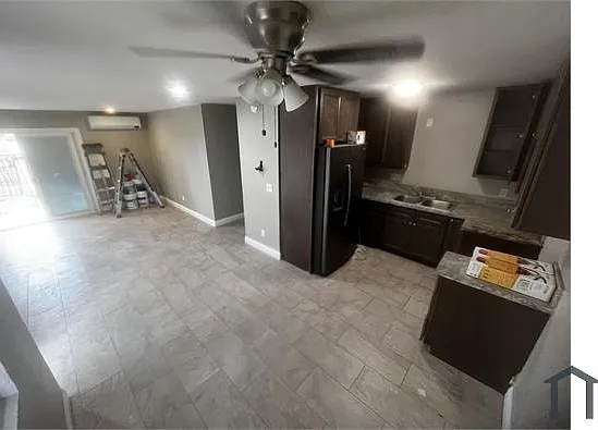 937 Grand Ave #3 — Photo 8
