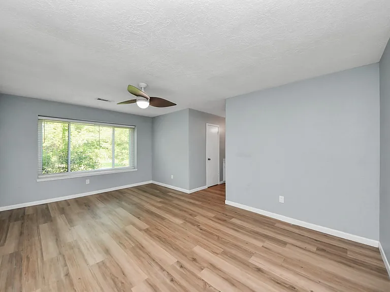16502 N Mediterranean St — Photo 24