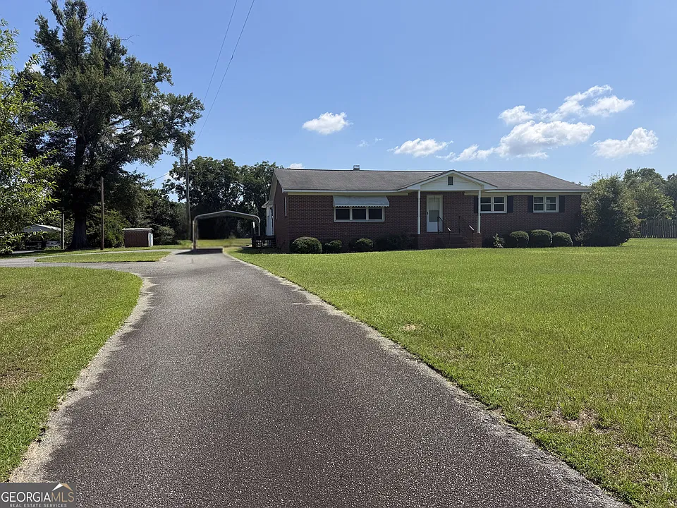 224 Pinehill Rd