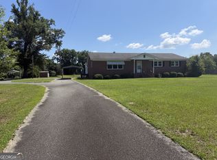 224 Pinehill Rd, Dublin, GA 31021