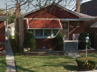10049 S Saint Lawrence Ave, Chicago, IL 60628