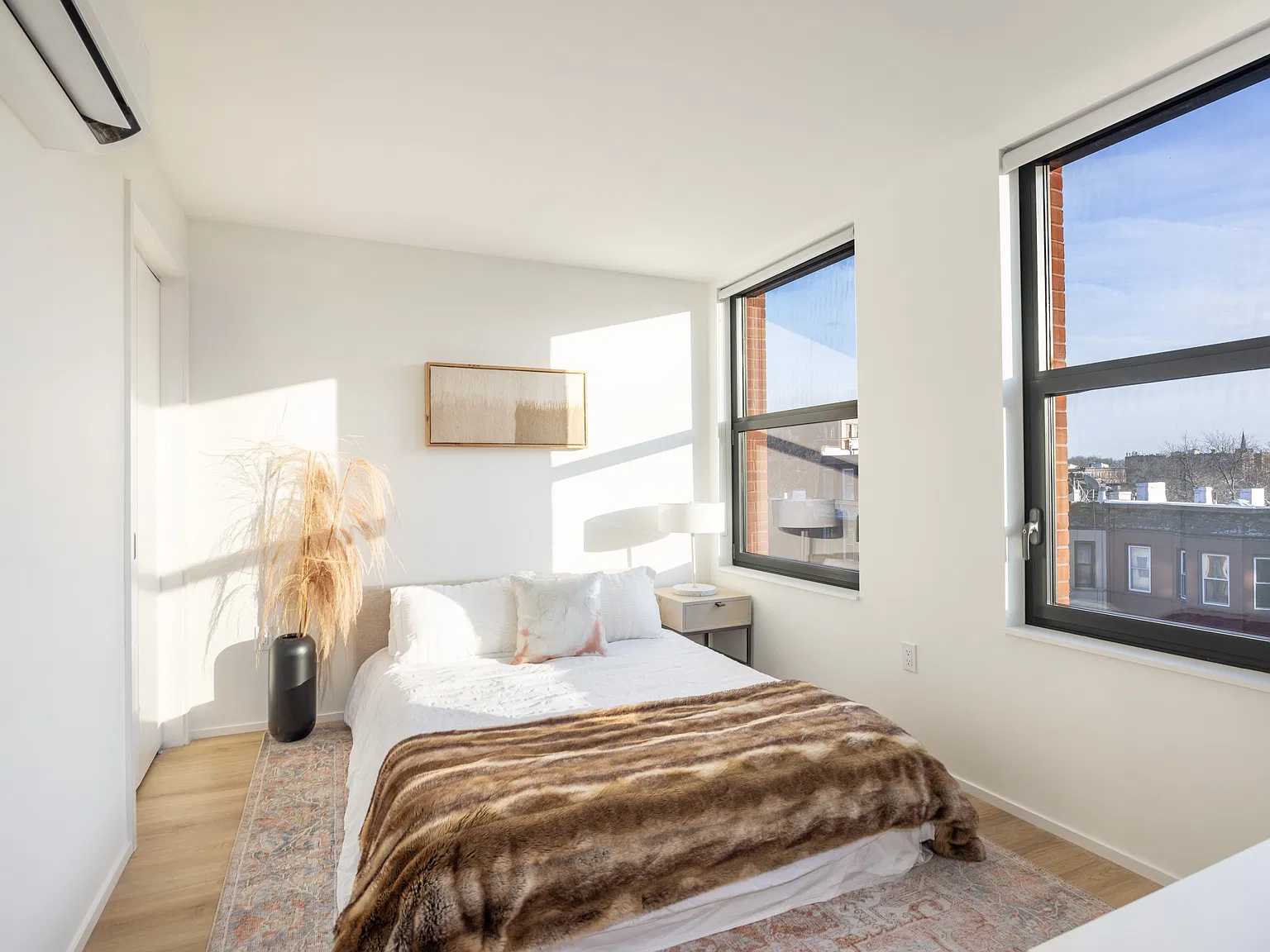 955 Sterling Place — Photo 3