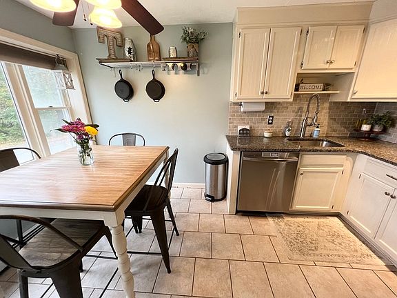 3rd image of 1359 Plymouth St #1359