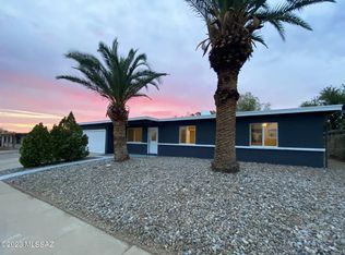 9621 E Sellarole Rd, Tucson, AZ 85730