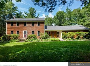 8 Spur Rd, Harpswell, ME 04079