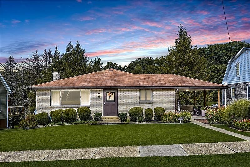 1st image of 423 Sloan Ave