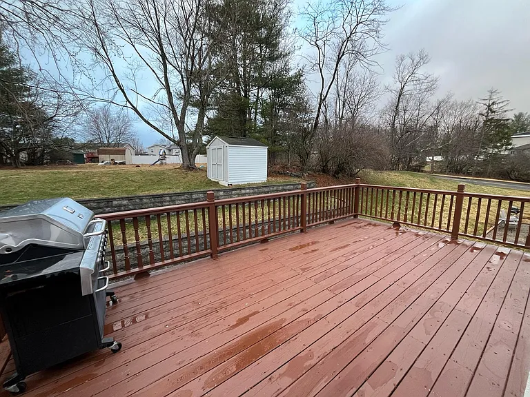 4 Roe Cir — Photo 18
