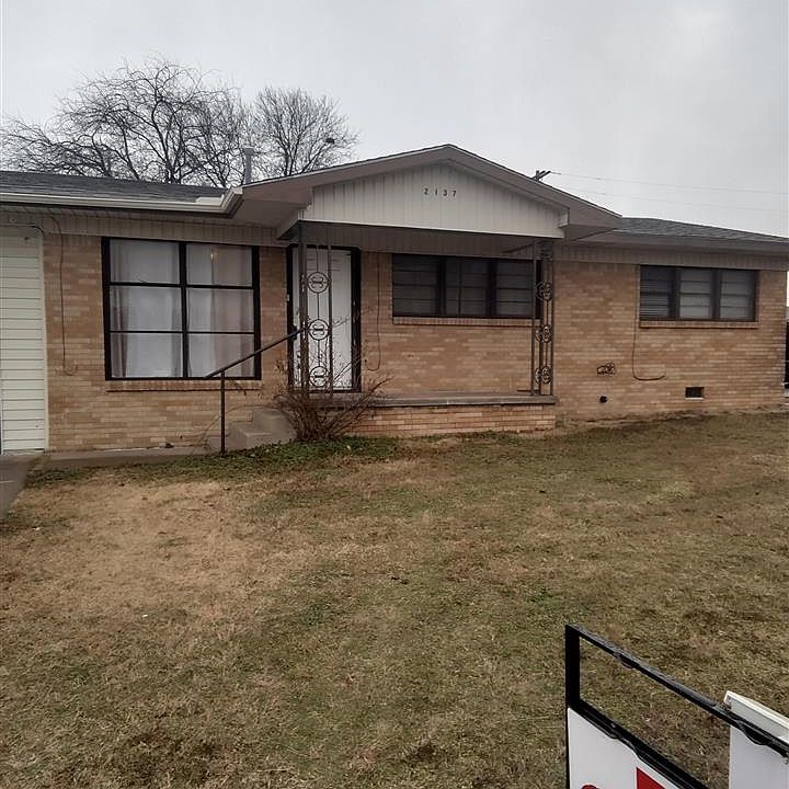 1st image of 2137 NW Lindy Ave