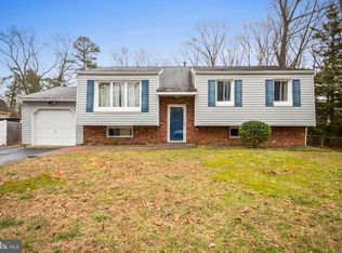 504 Ridgewood Ter, Williamstown, NJ 08094