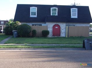 1801 Lawndale Ave, Victoria, TX 77901