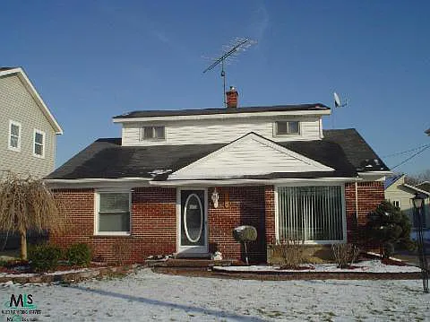 38960 E Archer Dr photo 1