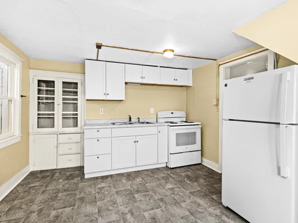522 E 8th St Unit 1, Duluth, MN 55805