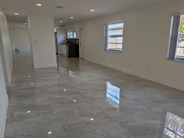 536 NW 43rd Ct — Photo 15