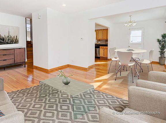 3rd image of 4007 N Grant St