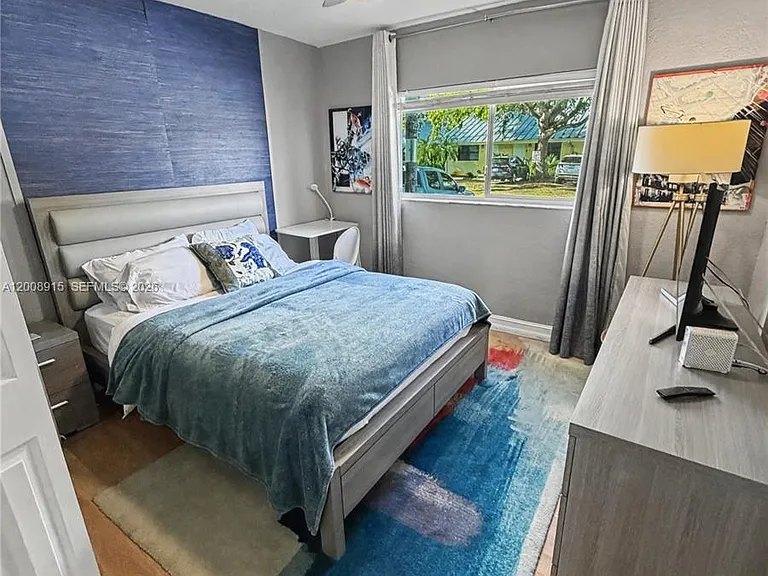 1423 Holly Heights Dr #11 — Photo 9