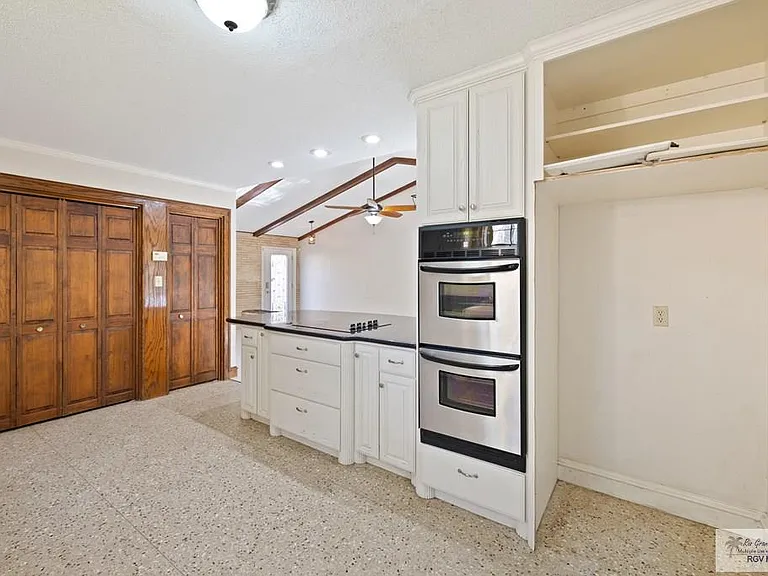 27110 Bass Blvd — Photo 9
