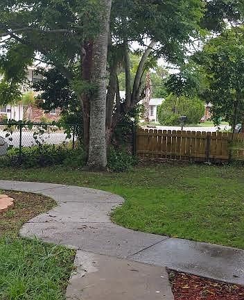 4th image of 640 Virginia Ave