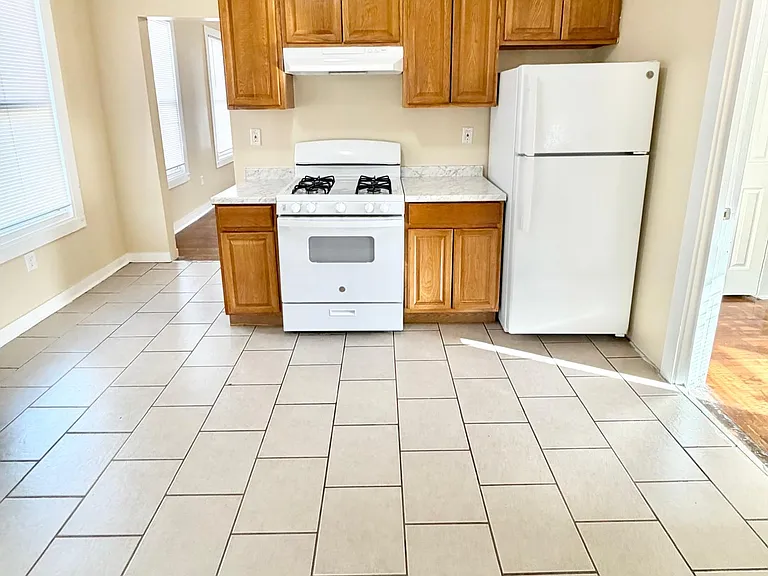 268 Winthrop Ave #2 — Photo 1
