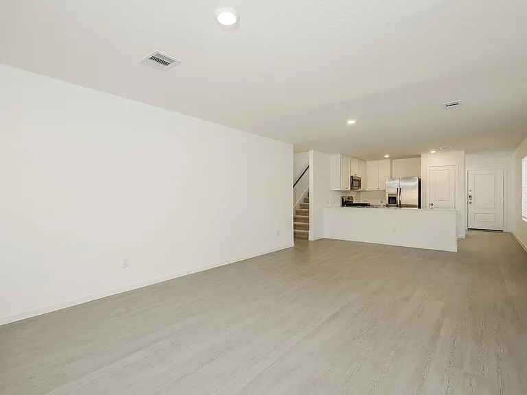 13495 Bay Springs Dr — Photo 4