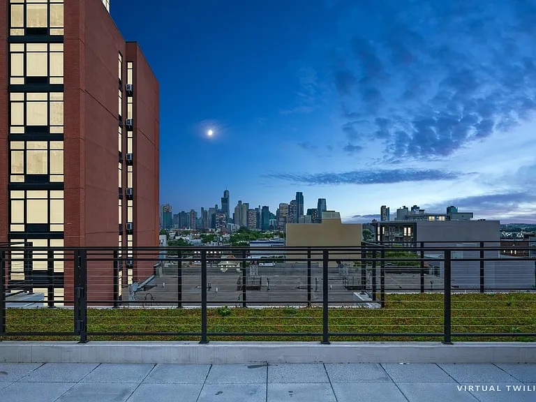 32 Jones St #202 — Photo 35