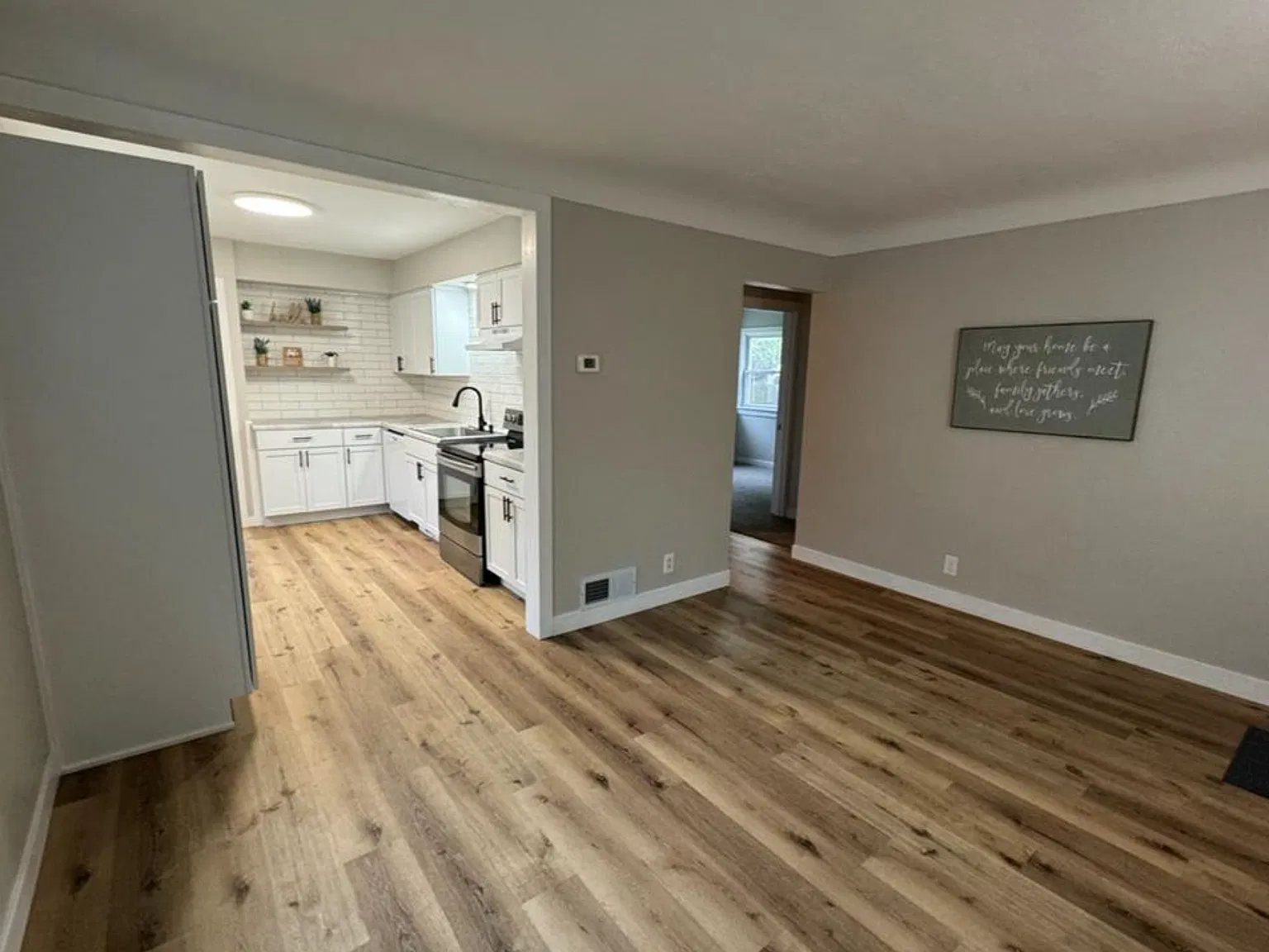 2 bed, 725 sqft, $1,150 — Photo 4