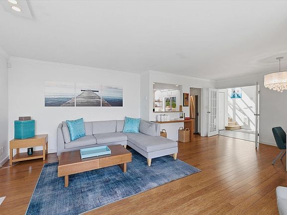 4th image of 1523 Mariner Walk