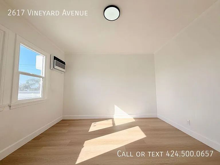 2617 Vineyard Ave — Photo 12