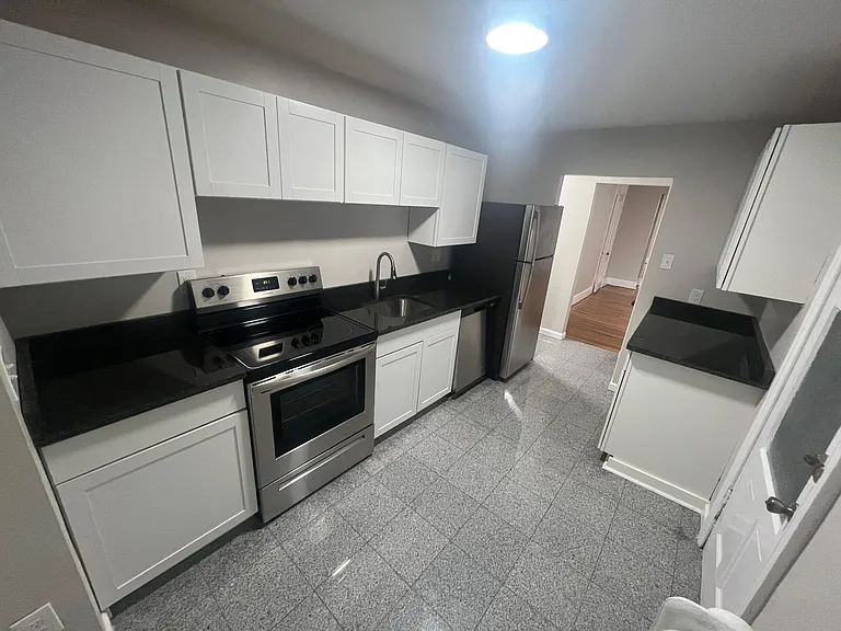 1403 Gilpin Ave #2 — Photo 5