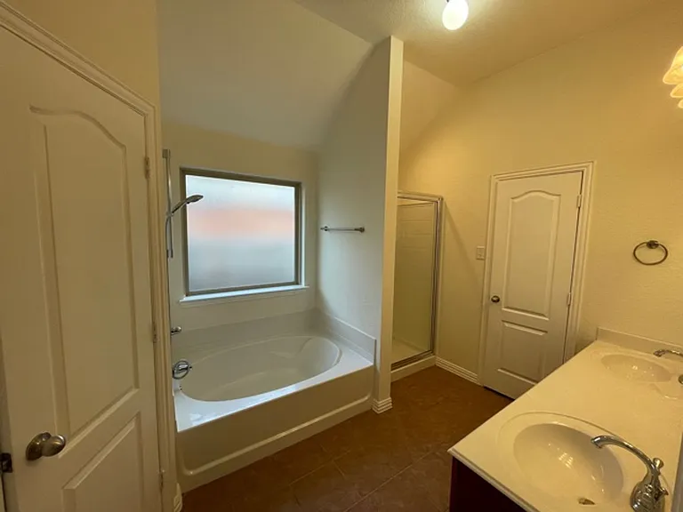 1601 White Willow Ln — Photo 20