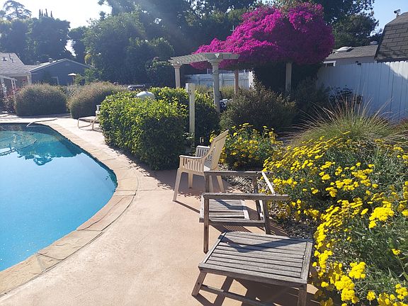 Coming into pool area from guest house walkways