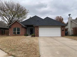 405 Rhoades Ct, Norman, OK 73072