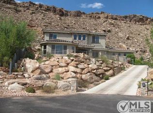 680 W Escalante Dr, Saint George, UT 84790