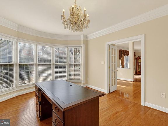 5th image of 1018 Heartfields Dr